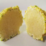 Halveret citronkugle
